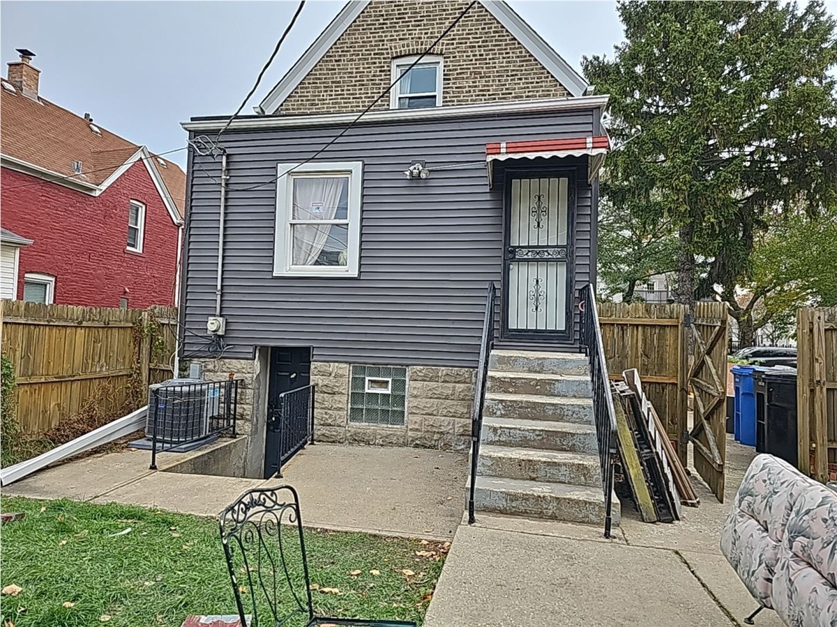 1706 North Monticello Avenue , Chicago, IL, US