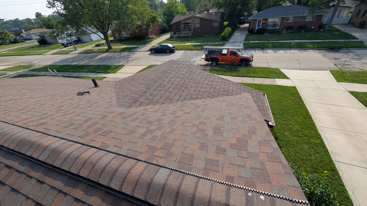21269 Danbury Street , Clinton Township, MI, US