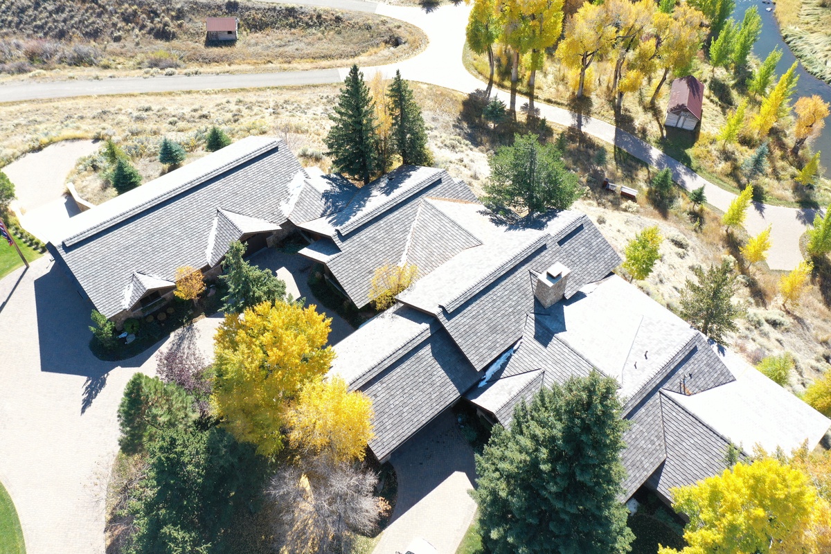 127 Arapahoe Drive , Saratoga, WY, US