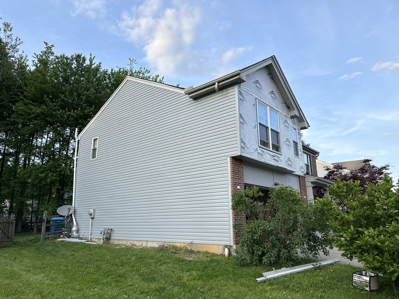 SWORD Roofing-Cincinnati Roofing & Siding Company — Viny Siding Installation