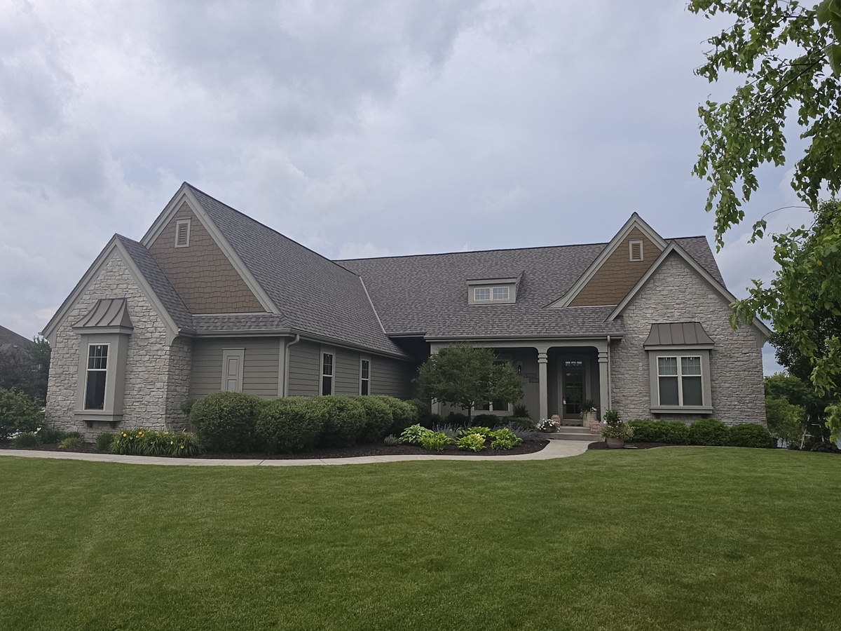 W250N8599 Watersedge Court , Sussex, WI, US