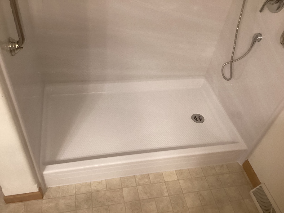 1401 Southfield Drive , Menasha, WI, US
