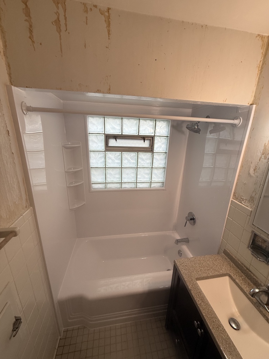 Cudahy, WI, 53110, US
