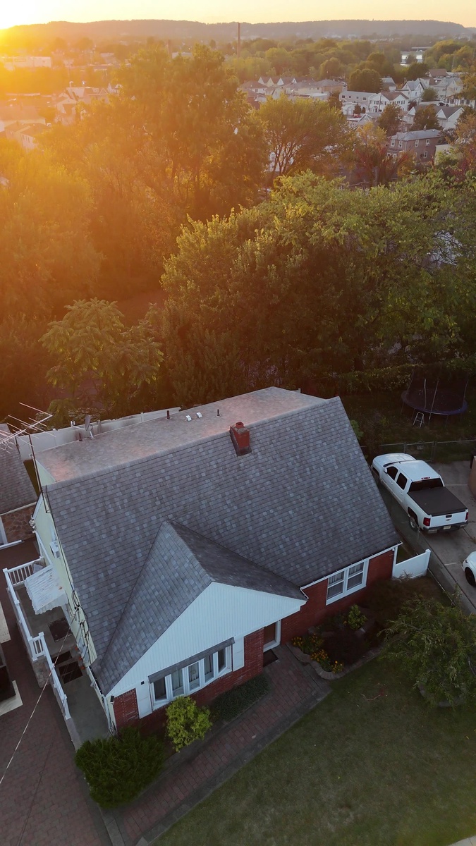 165 Orchard Street , Garfield, NJ, US