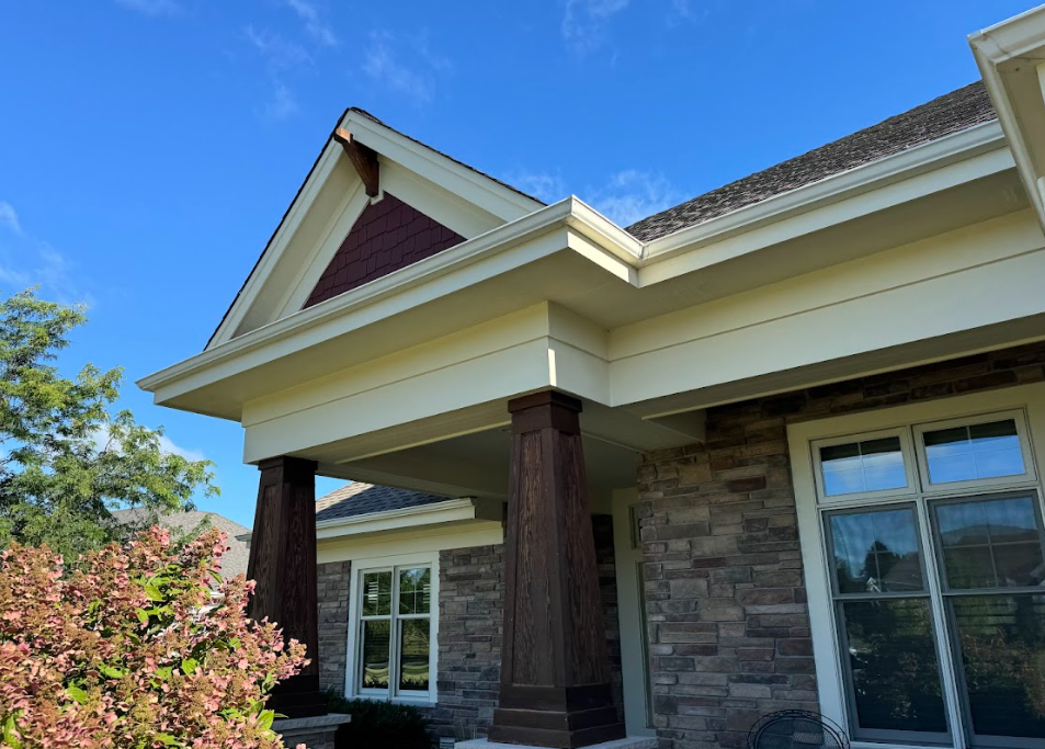 Mike T. | N37W22928 Wyndemere Drive, Pewaukee, WI, USA, WI