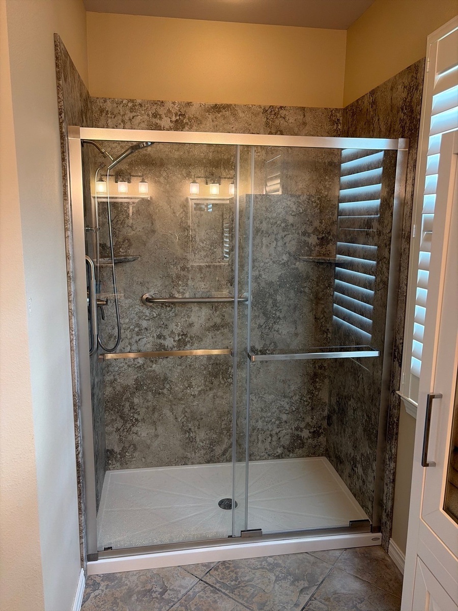 18 Parkridge Drive , Bella Vista, AR, US