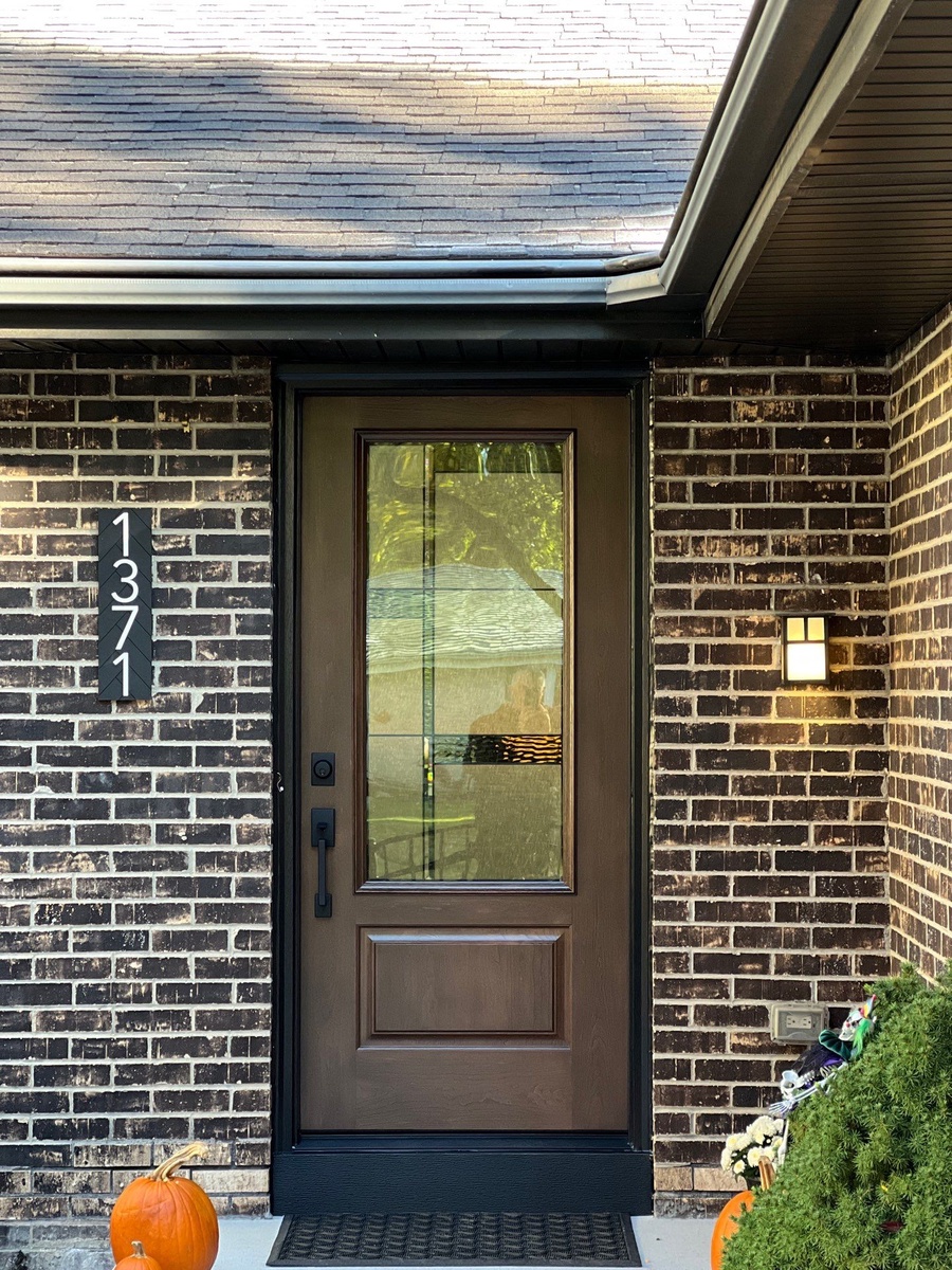 1371 Sunnybrook Drive , Naperville, IL, US