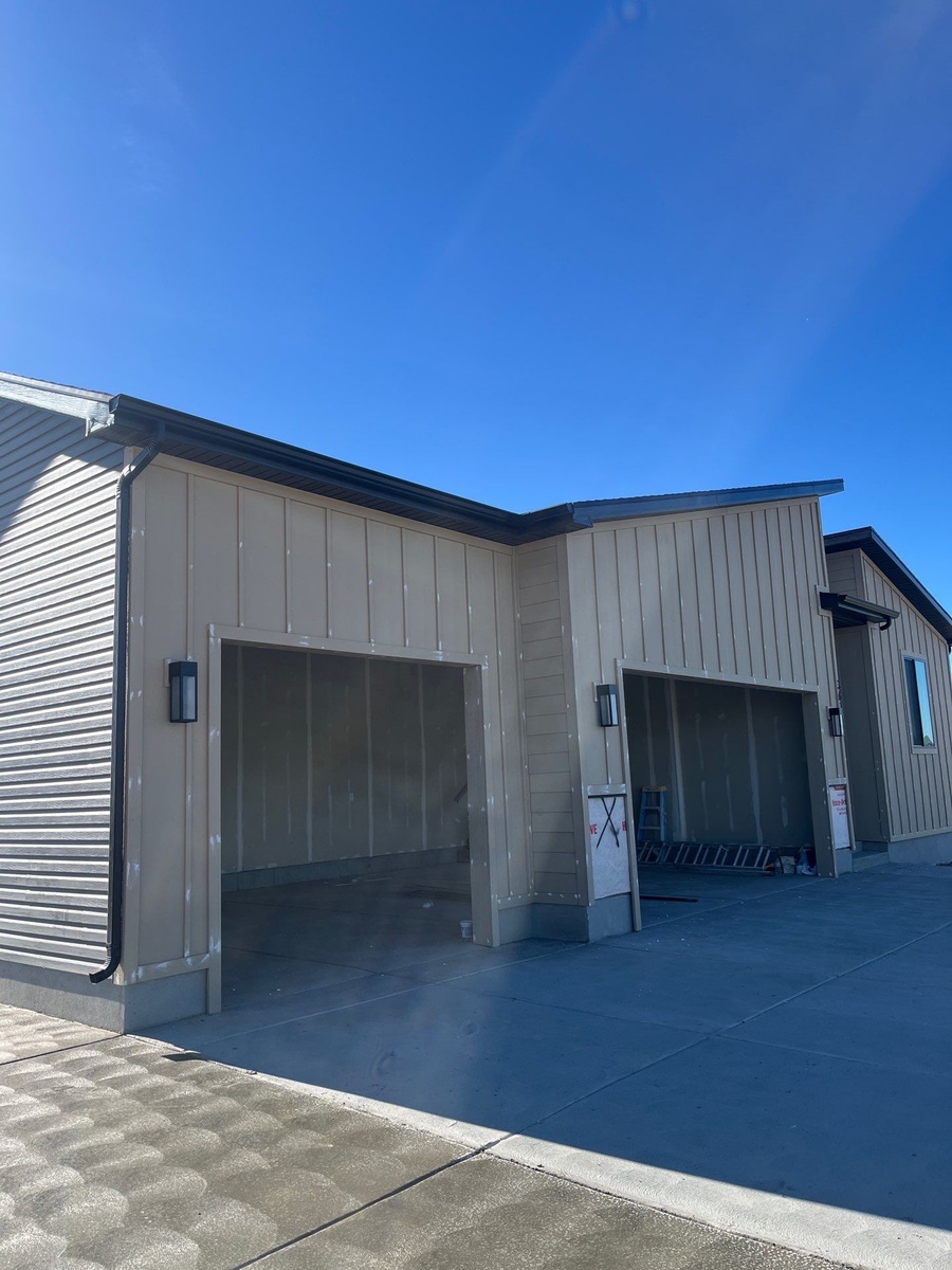 3612 North Elim Lane , Iona, ID, US