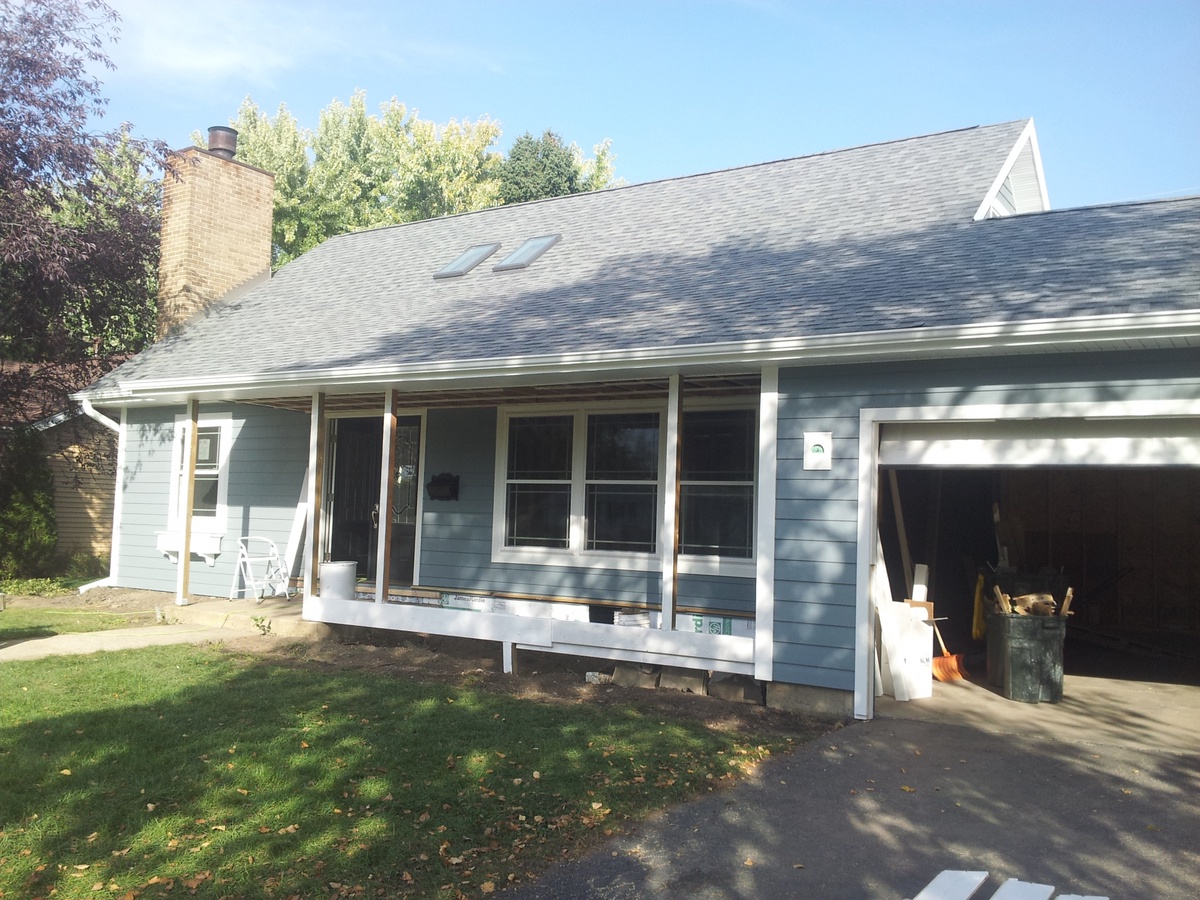 433 Blackhawk Drive , Carol Stream, IL, US