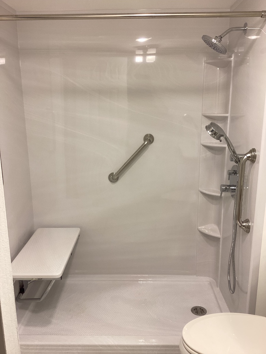 Clayton, MO, 63105, US
