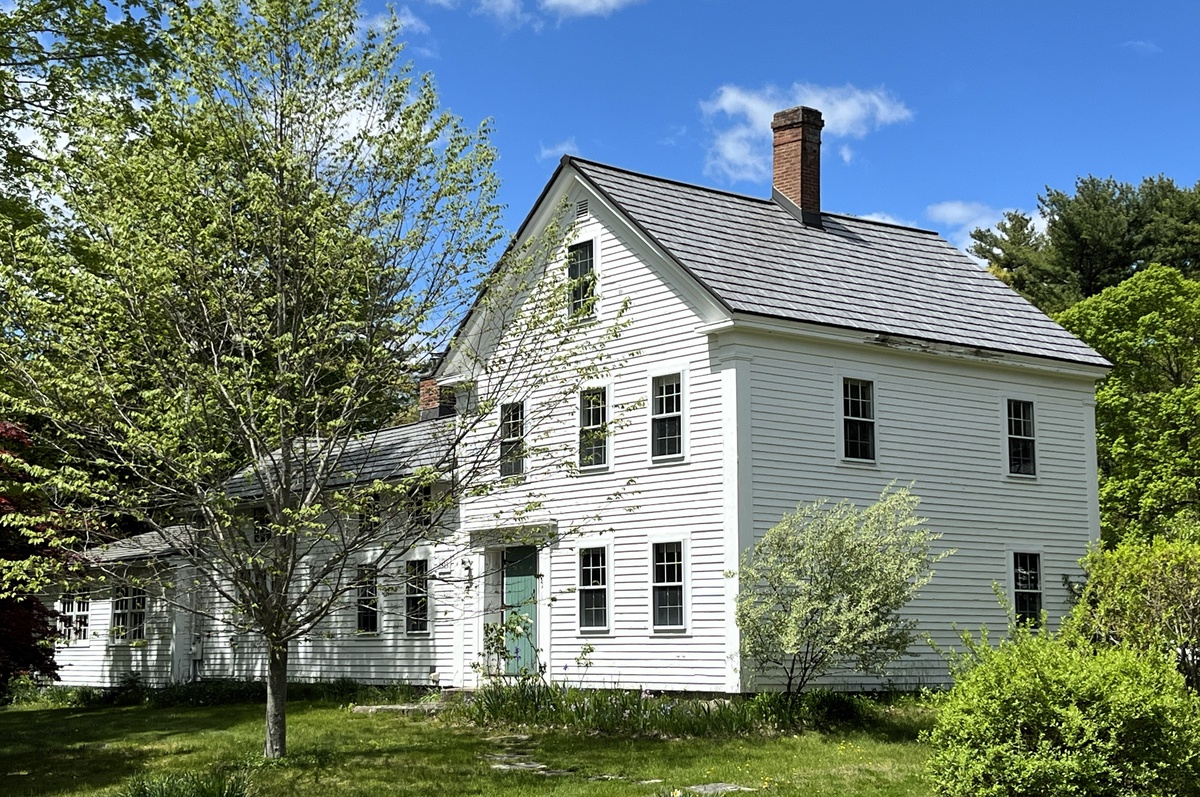 432 Fiske Street , Holliston, MA, US