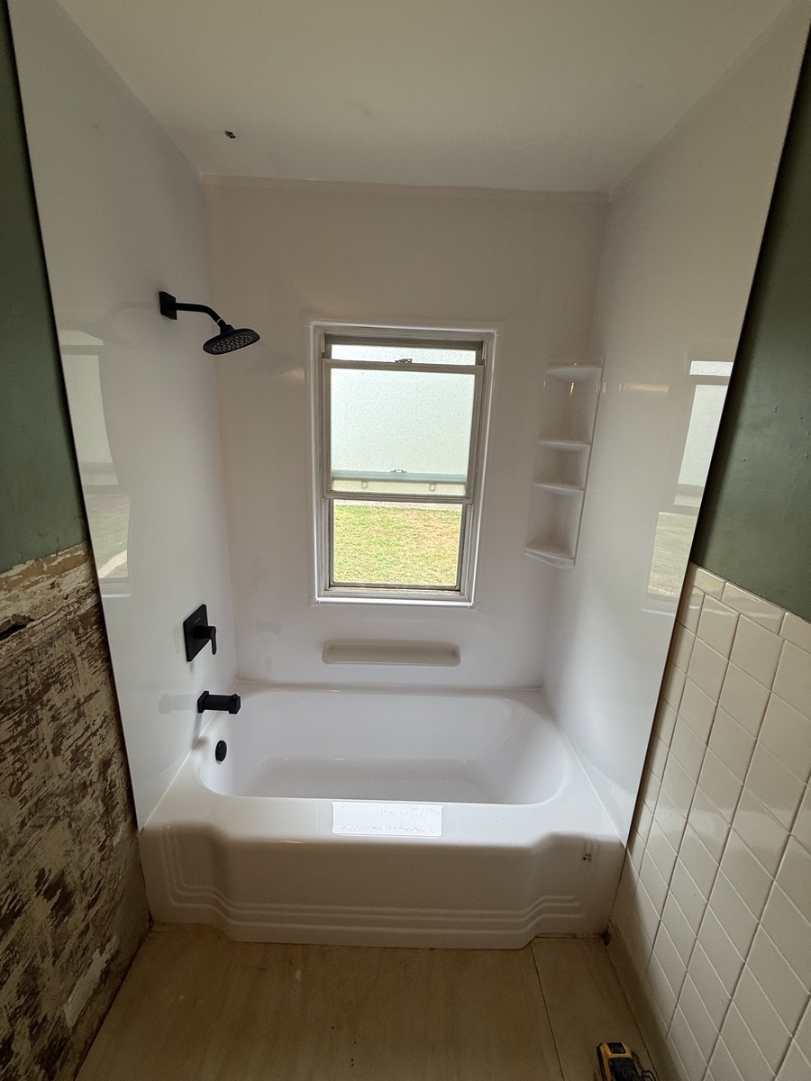 Wood River, IL, 62095, US