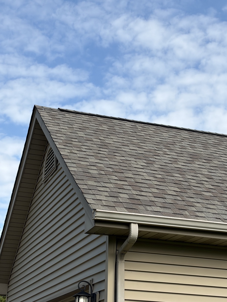 1406 Pine Creek Road , Valparaiso, IN, US