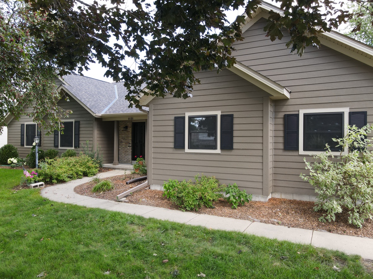 1121 Bayberry Drive , Watertown, WI, US