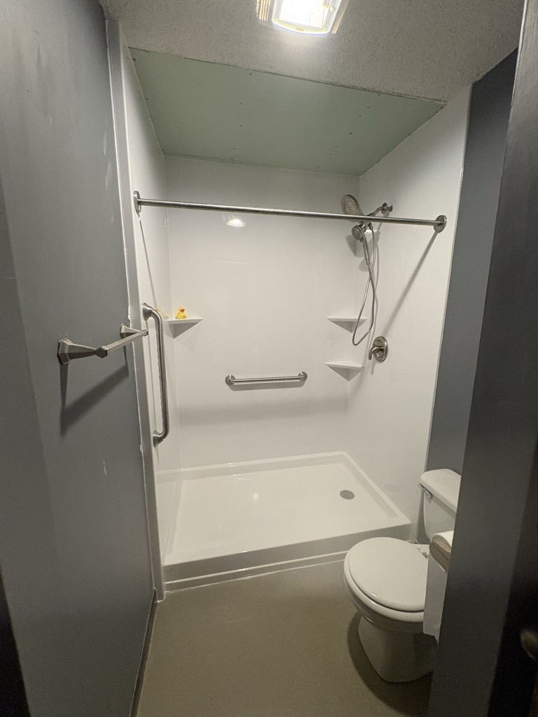 828 County Road 40 , Logan, AL, US