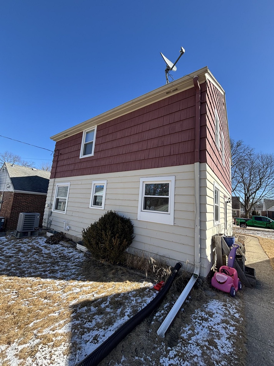 2771 North 83rd Street , Milwaukee, WI, US