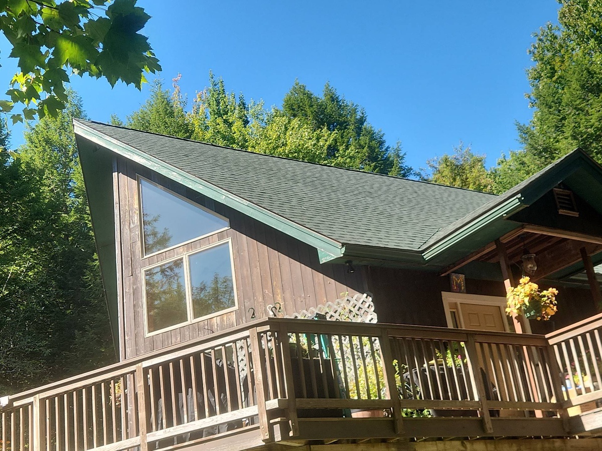 77 Schoolhouse Road , Mariaville, ME, US