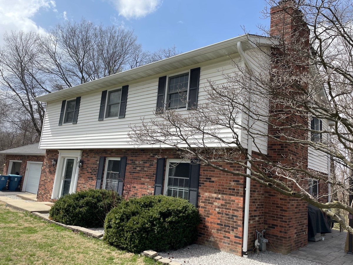 50 Matterhorn Drive , Glen Carbon, IL, US