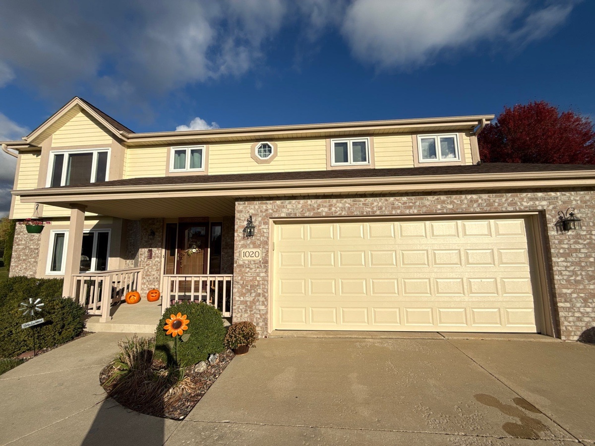 Mark M. | 1020 East Stonegate Drive, Oak Creek, WI, USA, WI