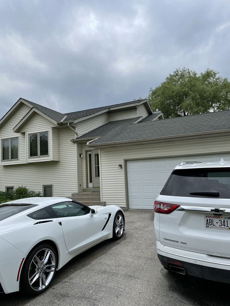 1023 Lochtyn Ridge , Wales, WI, US