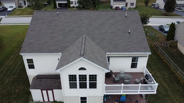2433 Crystal Clear Drive , Hanover, PA, US