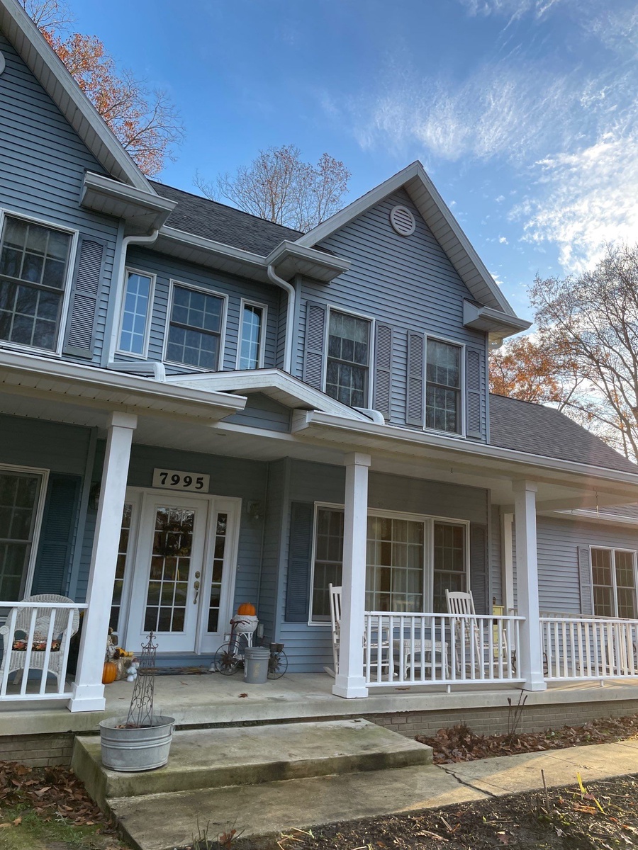 W West Pointe Dr, Columbus, IN, US