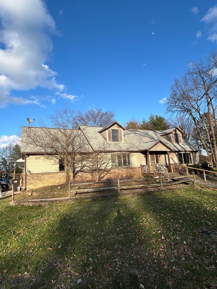 1069 Dockside Dr , Grass Lake, MI, US