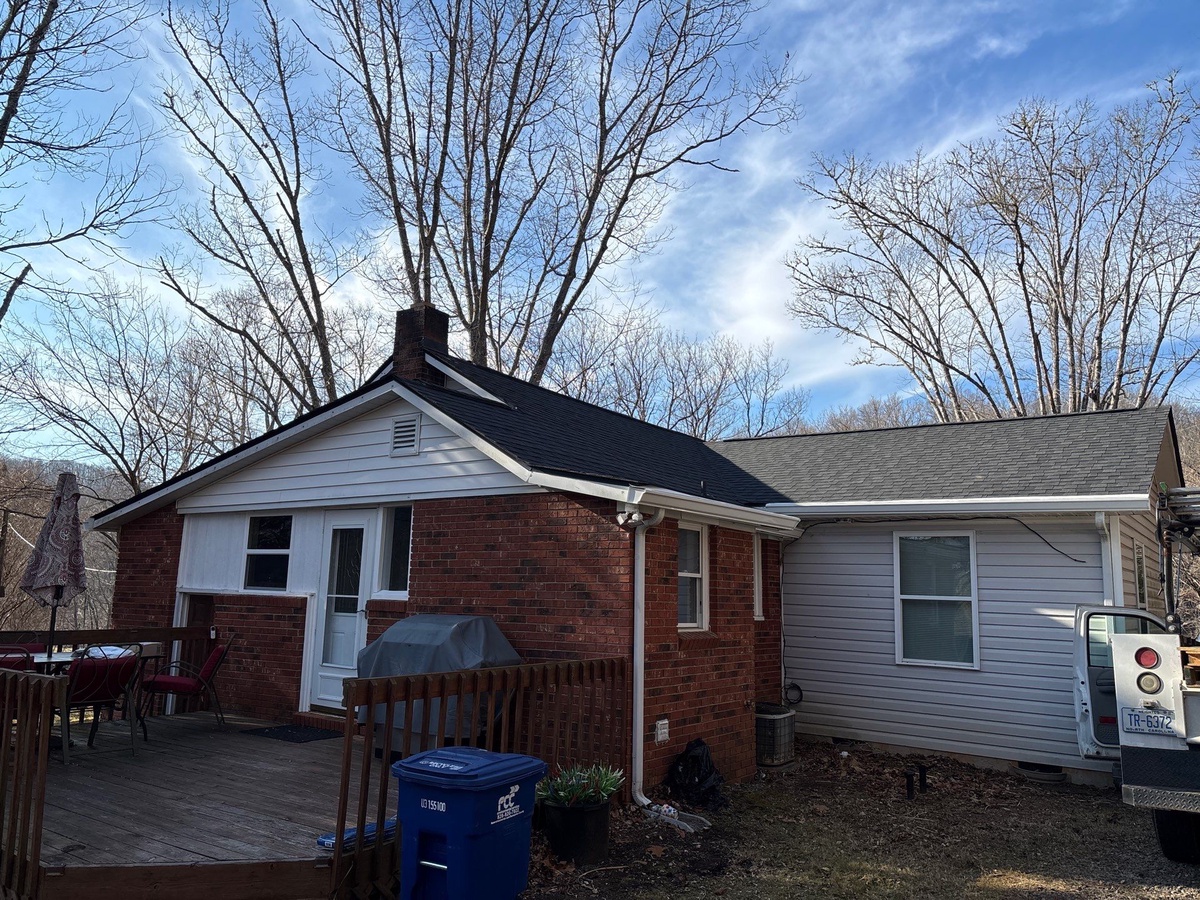 444 Flat Creek Road , Fairview, NC, US
