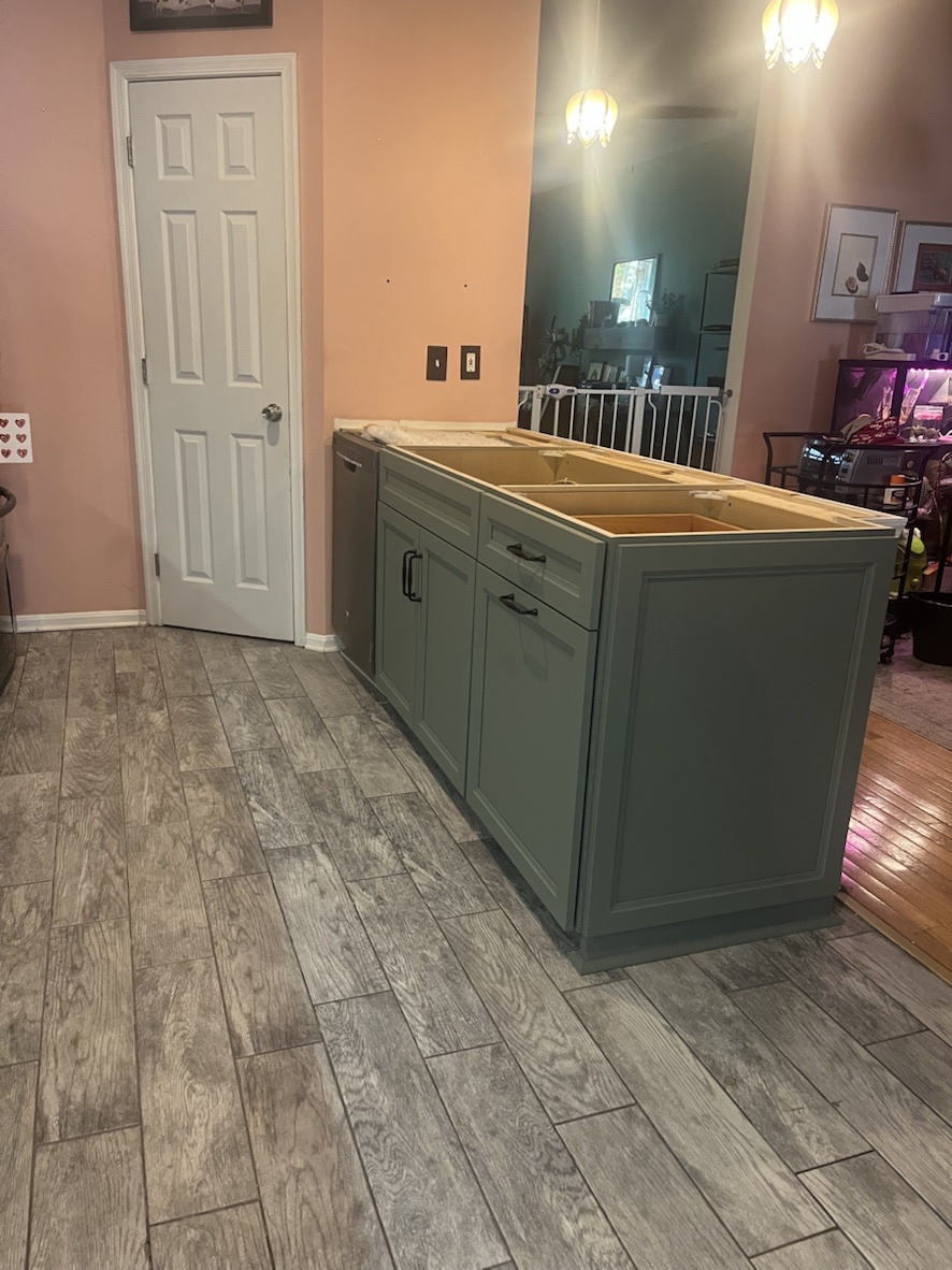 2446 Lakeside Drive , Frederick, MD, US