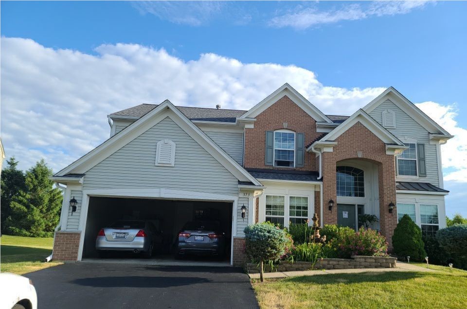 373 Hogan Street , Bolingbrook, IL, US
