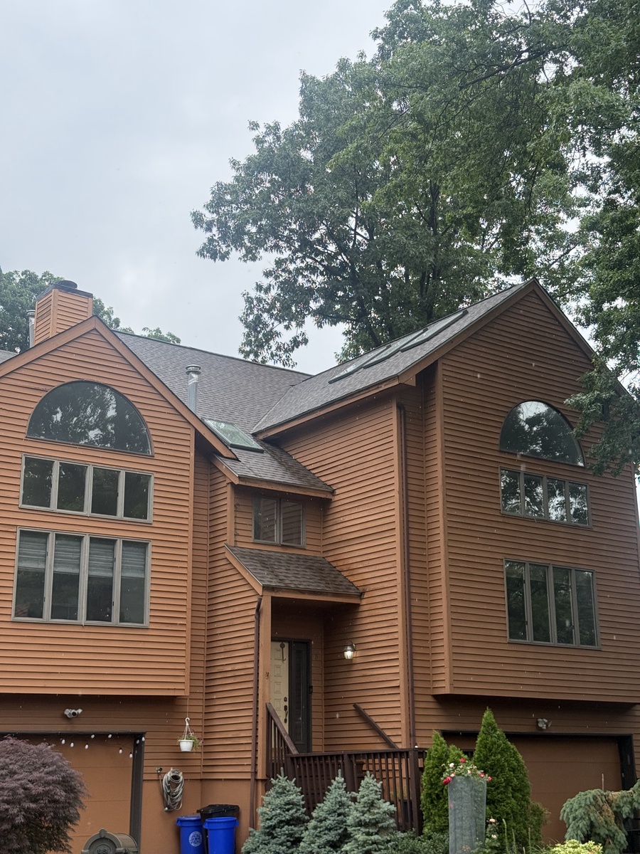 20 Saddle River Court , Saddle Brook, NJ, US