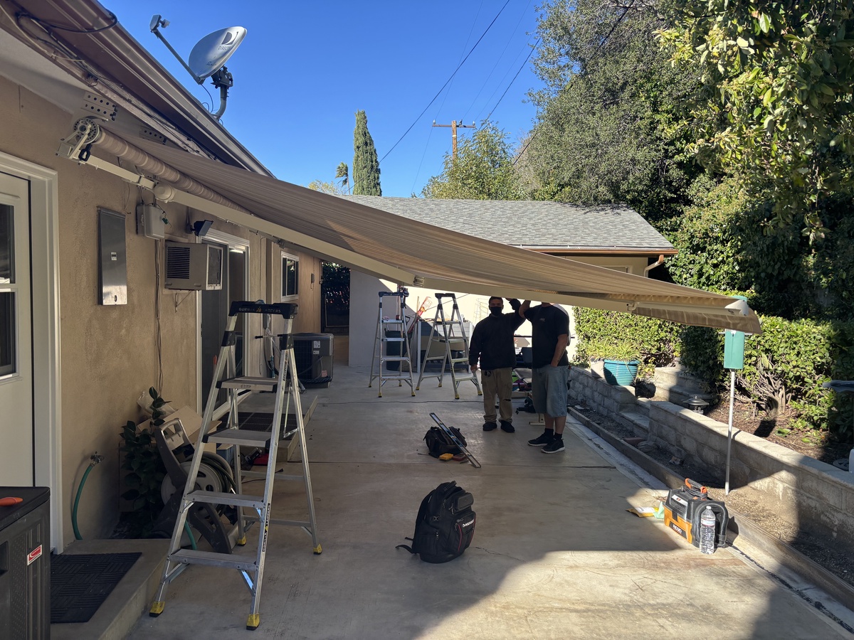 La Crescenta-Montrose, CA, 91214, US