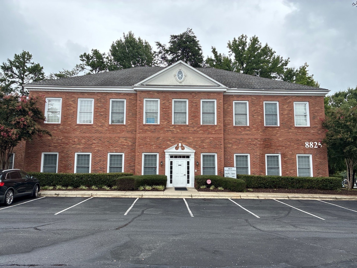 8825 University E Dr , Charlotte, NC, US