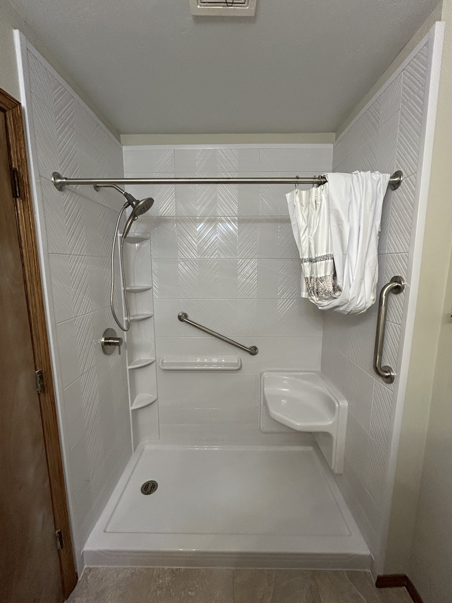 2035 Meadow Heights Trail , Green Bay, WI, US