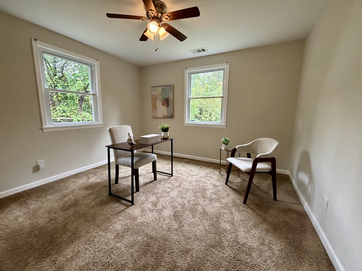 339 Clifton Avenue , Arnold, MD, US