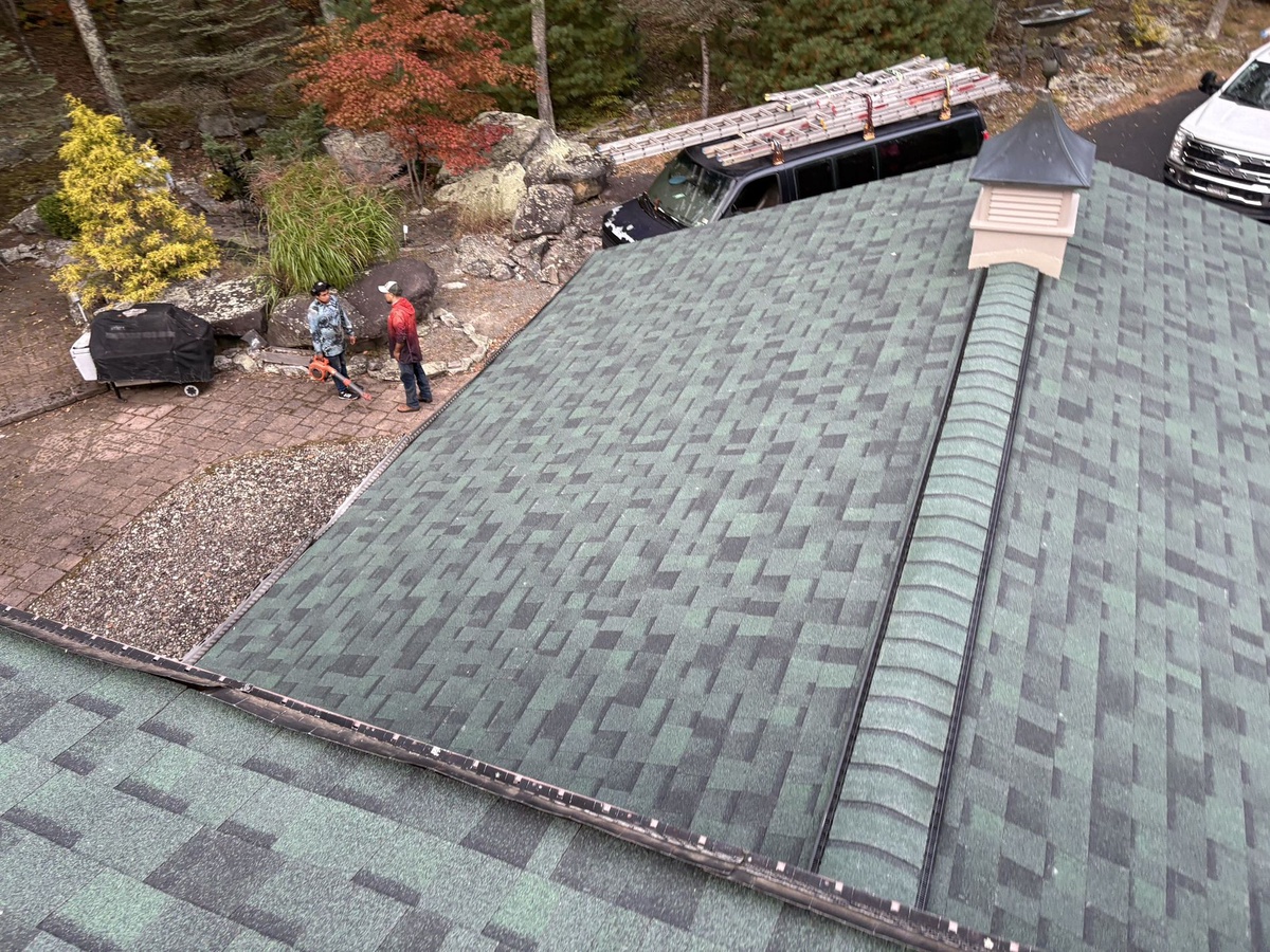 121 Ridgeway Drive , Hawley, PA, US