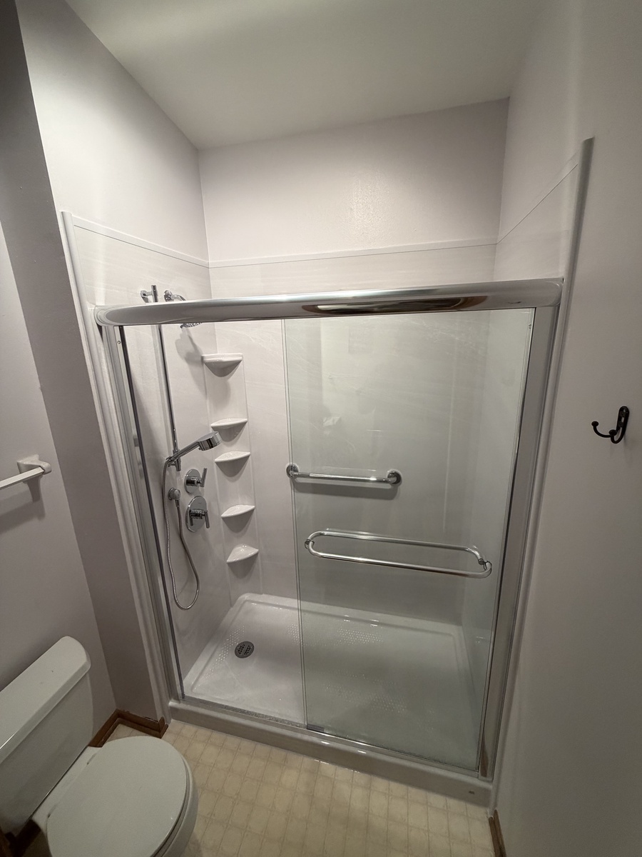 Waukesha, WI, 53188, US