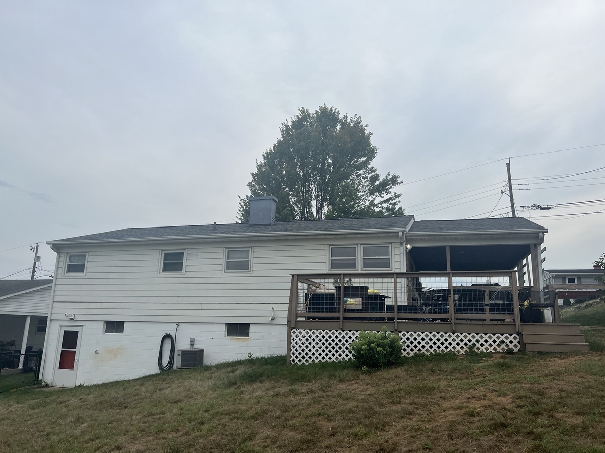 2521 South Sharlaine Drive , Staunton, VA, US