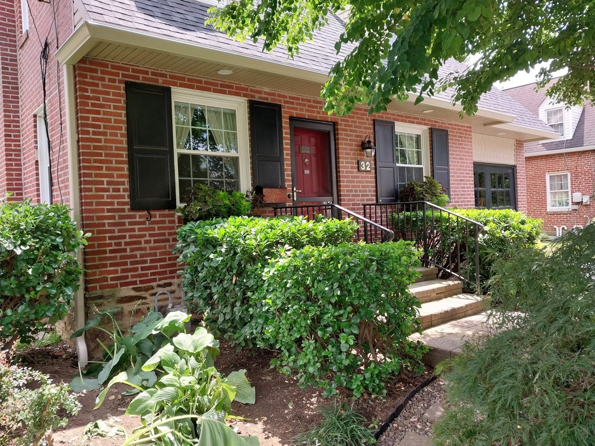 32 College Avenue , Flourtown, PA, US