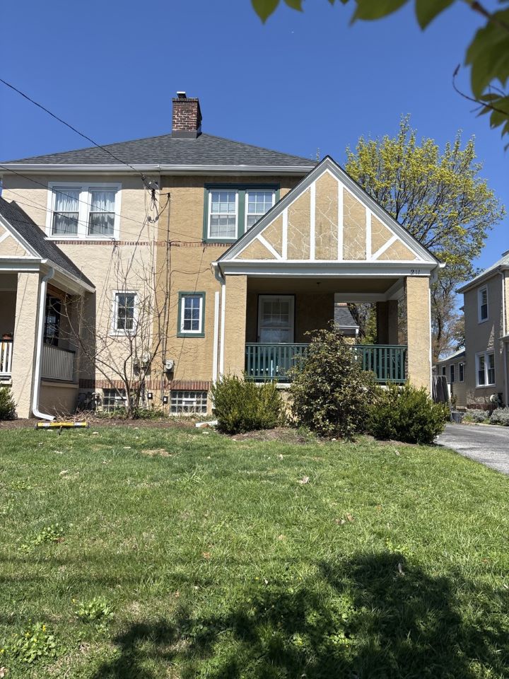 211 West Wayne Avenue , Wayne, PA, US