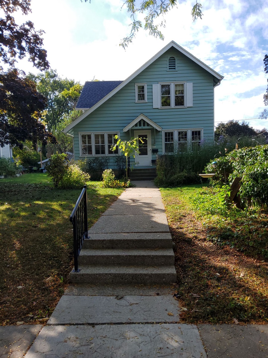 Jeff D. | 8031 Red Arrow Ct, Wauwatosa, WI, USA, WI