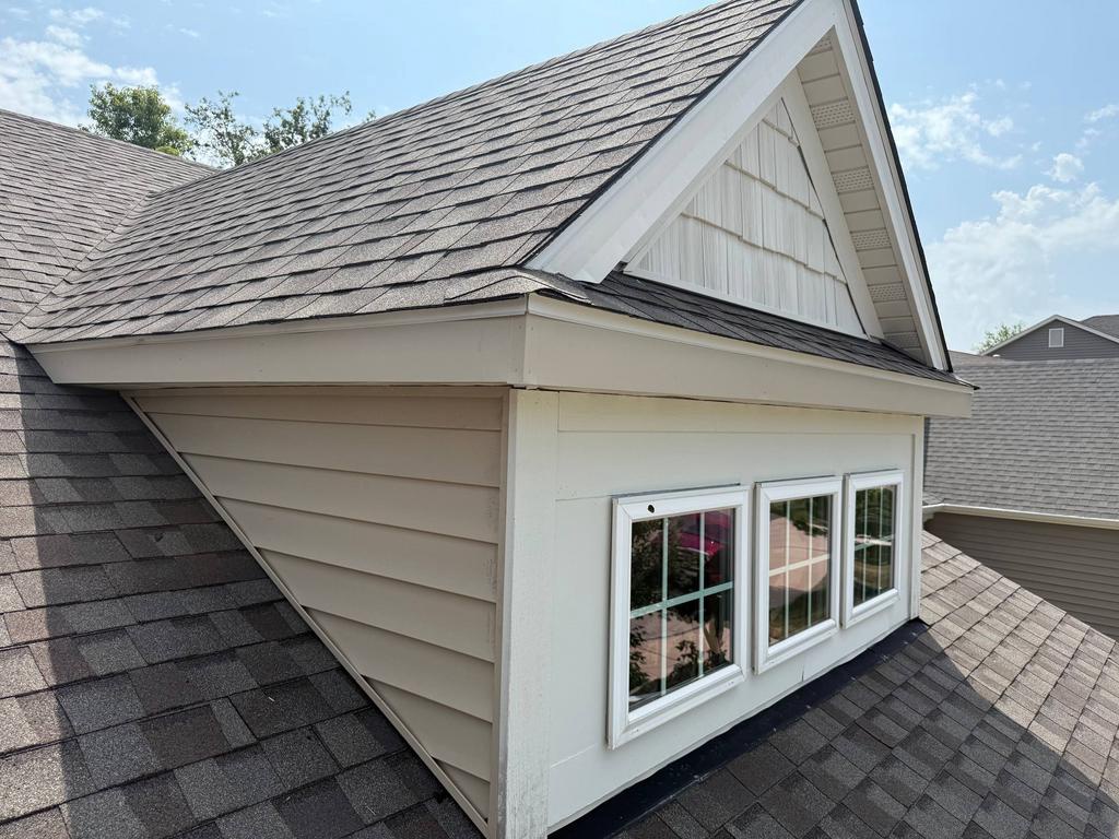 6163 Mackenzie Valley Court , Affton, MO, US