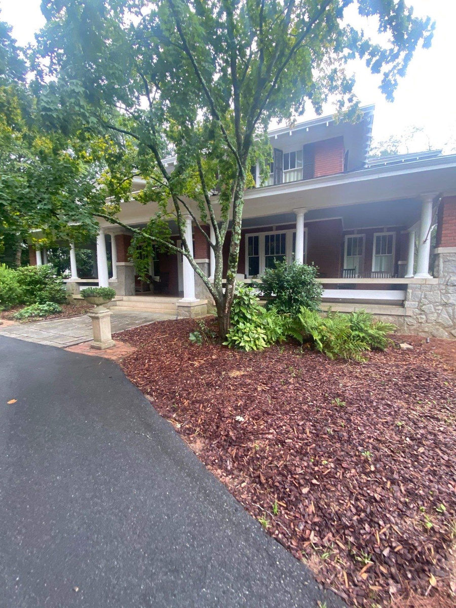 2038 Sharon Rd. , Charlotte, NC, US