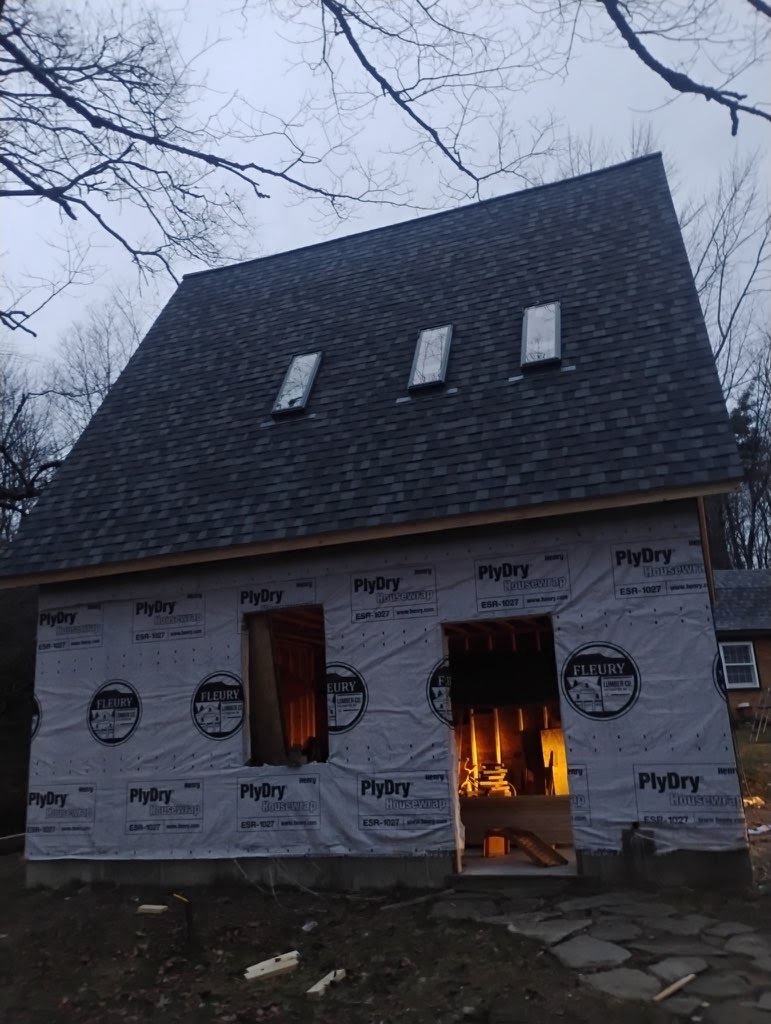 136 County Road , Huntington, MA, US