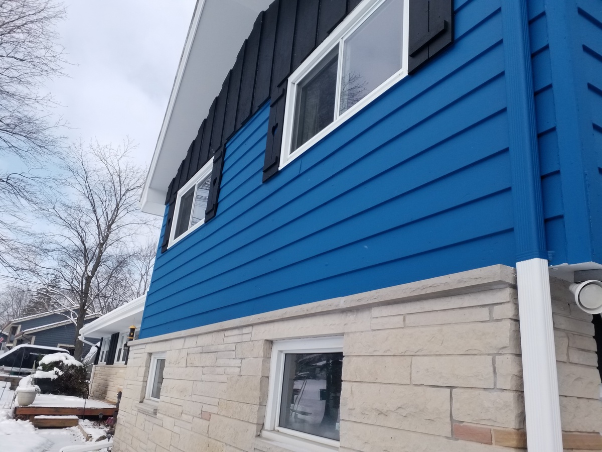 Delores H. N113W20588 Edgewood Drive, Slinger, WI