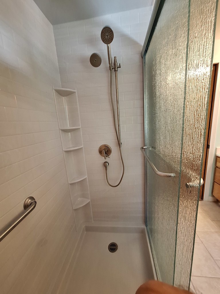 244 Cedar Swamp Road , Monson, MA, US