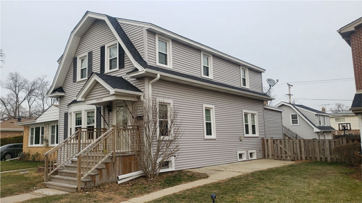 10057 Lamon Avenue , Skokie, IL, US