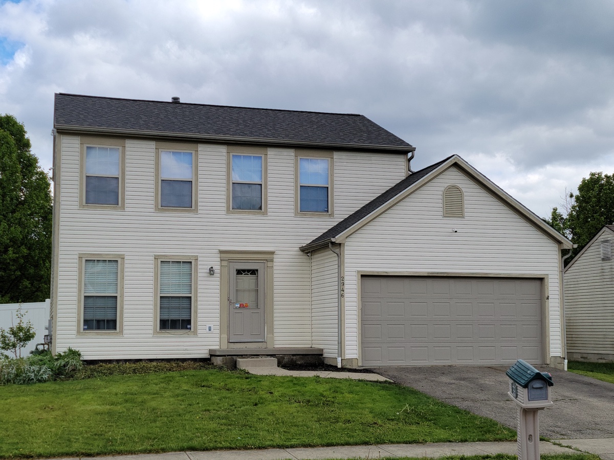 2946 Stonebluff Dr , Columbus, OH, US