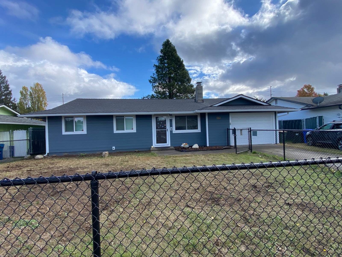 28612 47th Place South , Auburn, WA, US