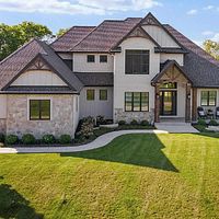 N33W30208 Rookery Road , Pewaukee, WI, US